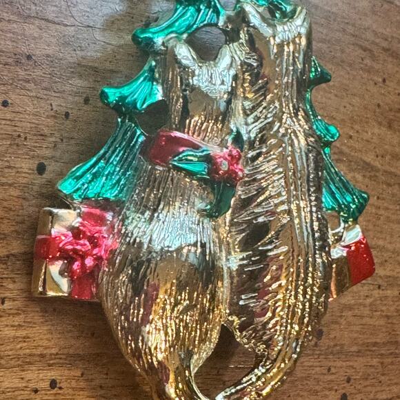 Vintage Cats Christmas Tree Brooch Pin Gold Tone Cat Lady Signed Holiday Jewelry - Picture 11 of 13